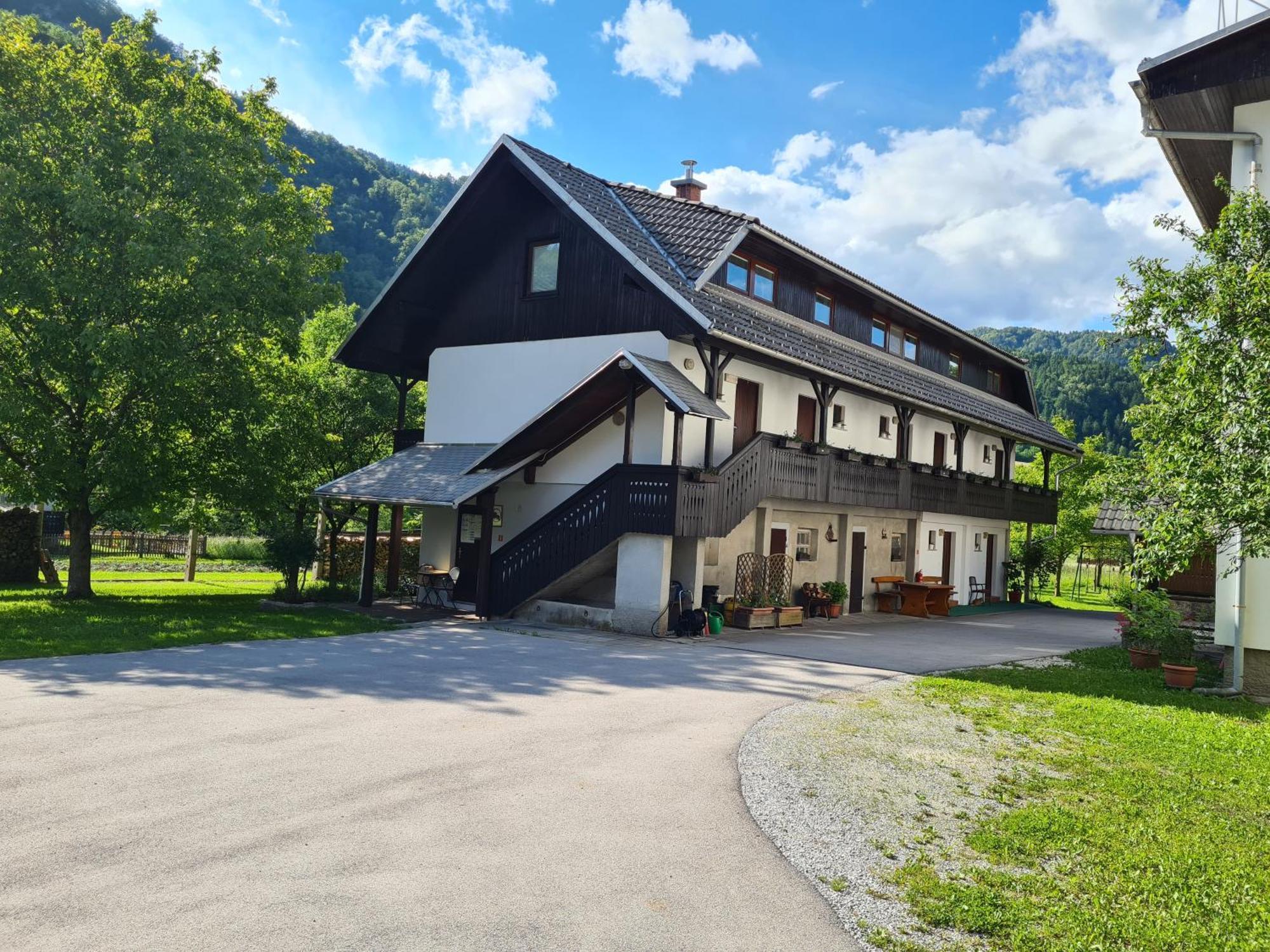 Gostilna Batist Bed & Breakfast Bohinjska Bela Eksteriør bilde